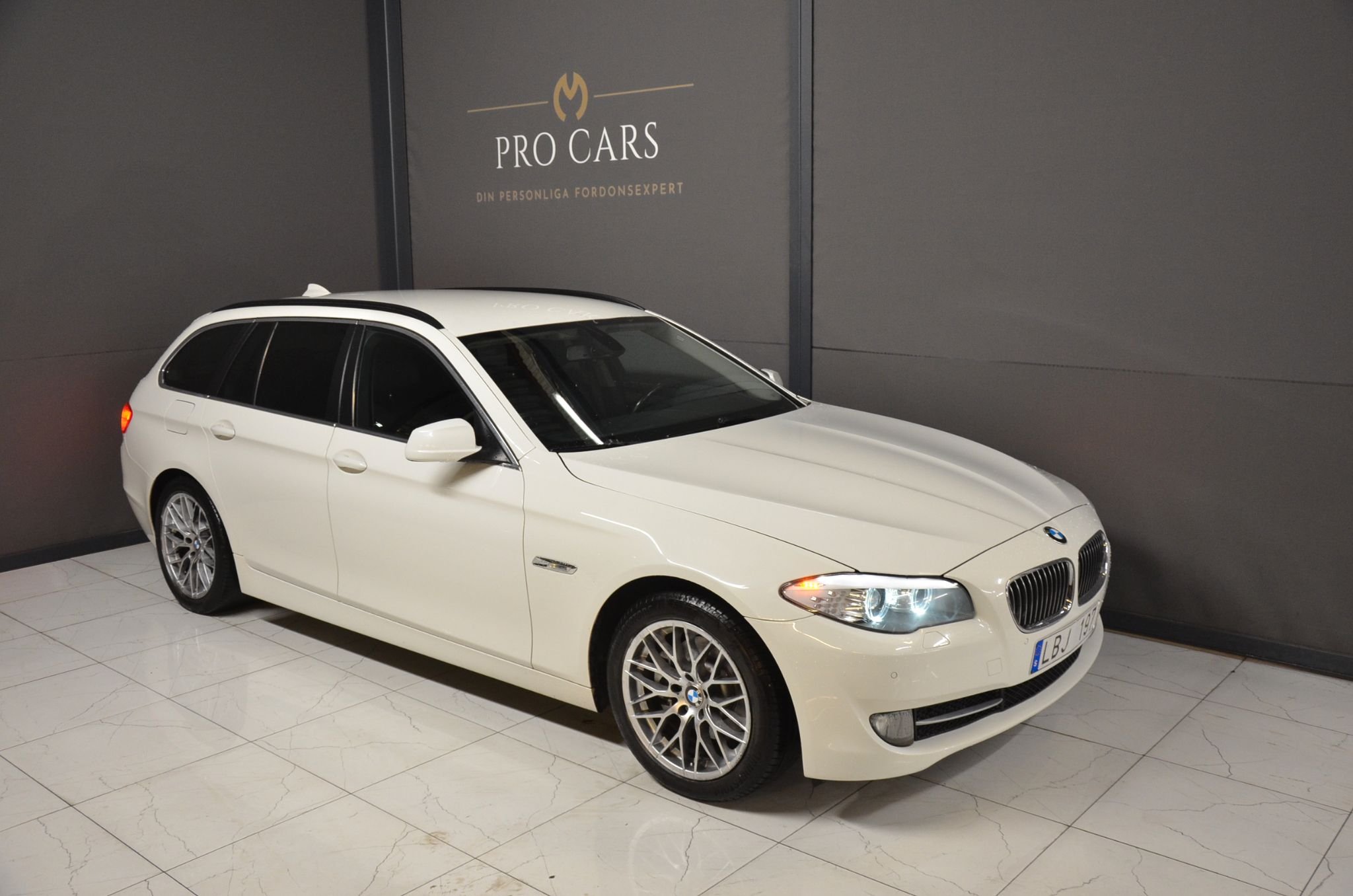 BMW 520d Touring Steptronic, 8-trinn, 184ps, 2011