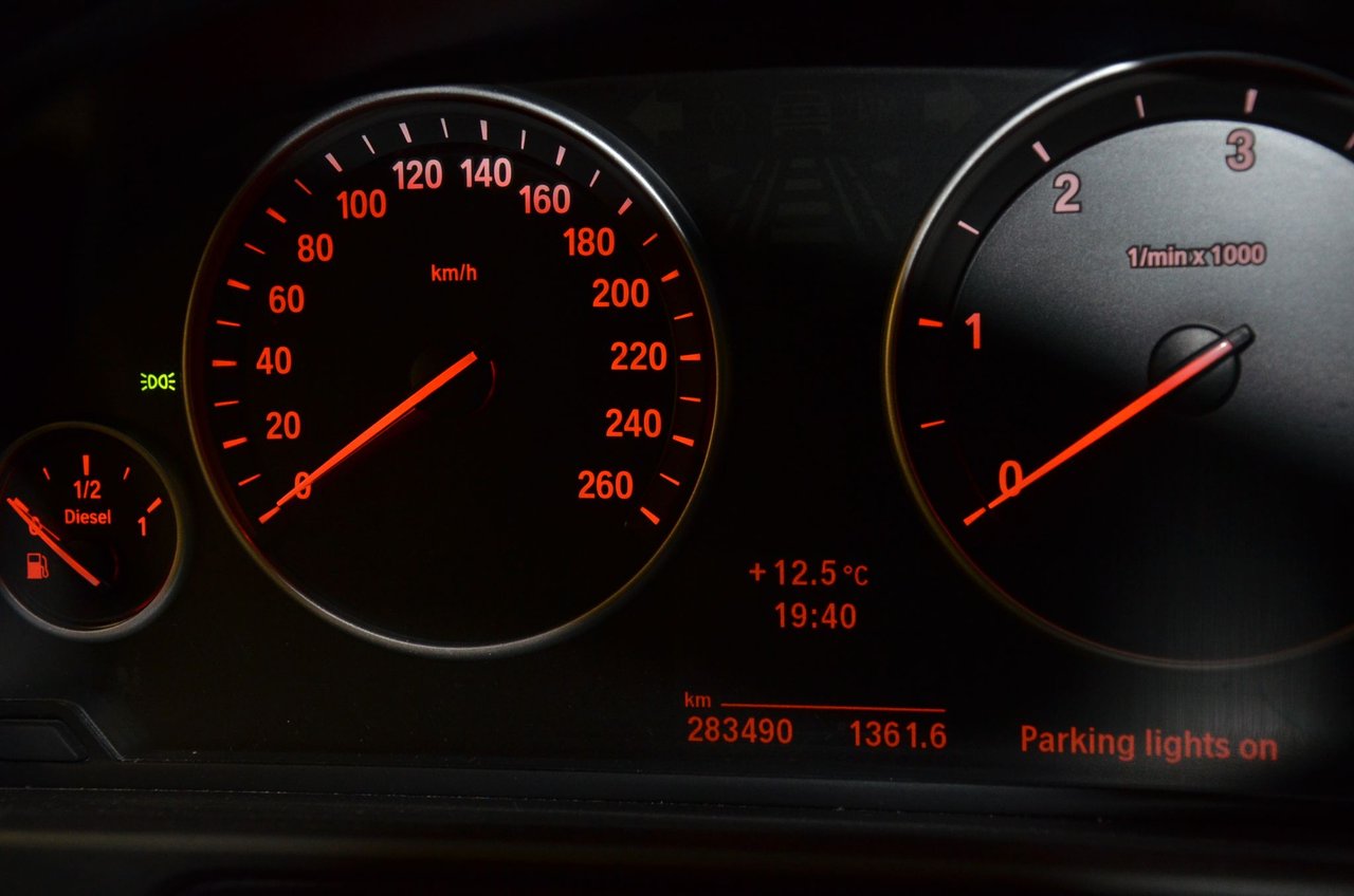 BMW 520d Touring Steptronic, 8-trinn, 184ps, 2011