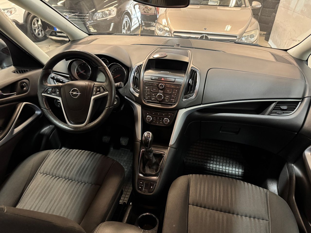 Opel Zafira Tourer 1.6 CDTI ecoFLEX Manuell, 136hk, 2014