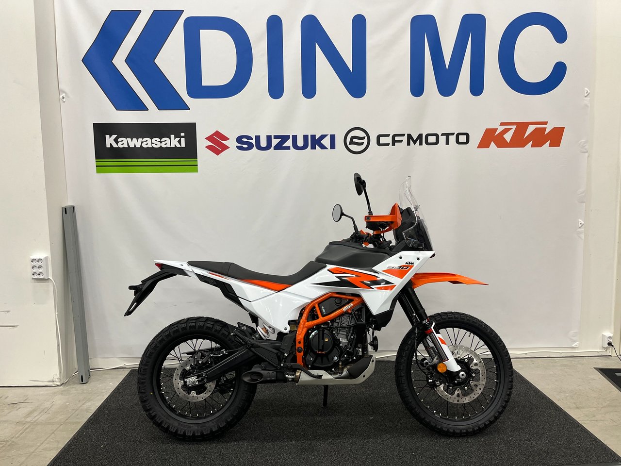 KTM 390 Adventure R "I butik ...