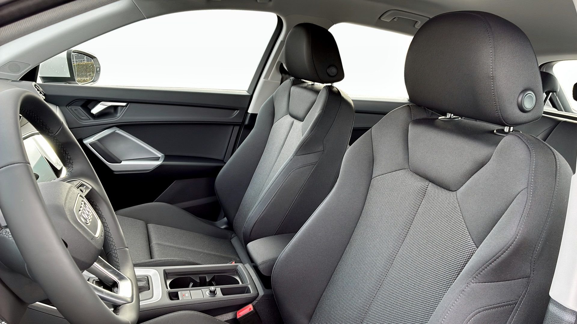 Audi Q3 35 TFSI S Tronic, 150hp, 2026