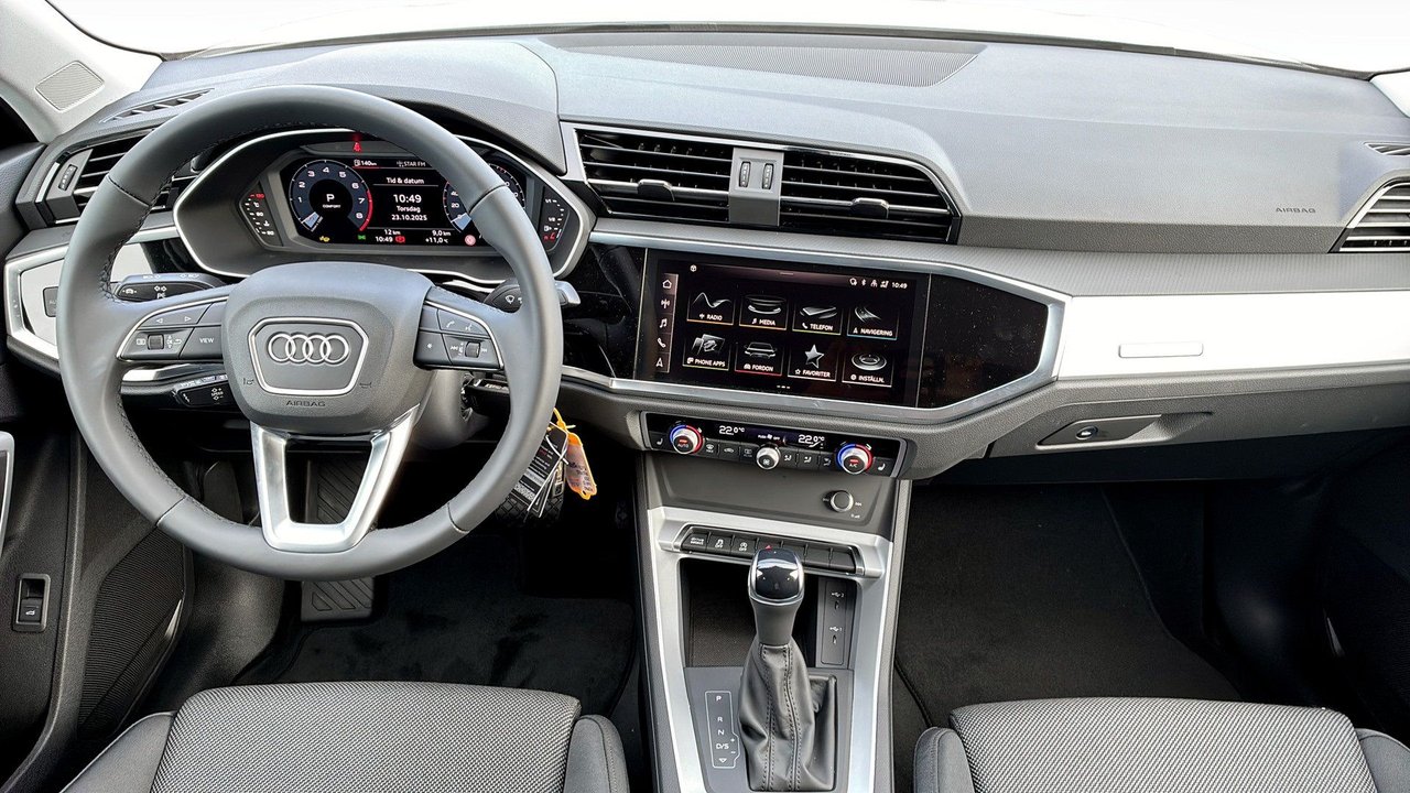 Audi Q3 35 TFSI S Tronic, 150hp, 2026