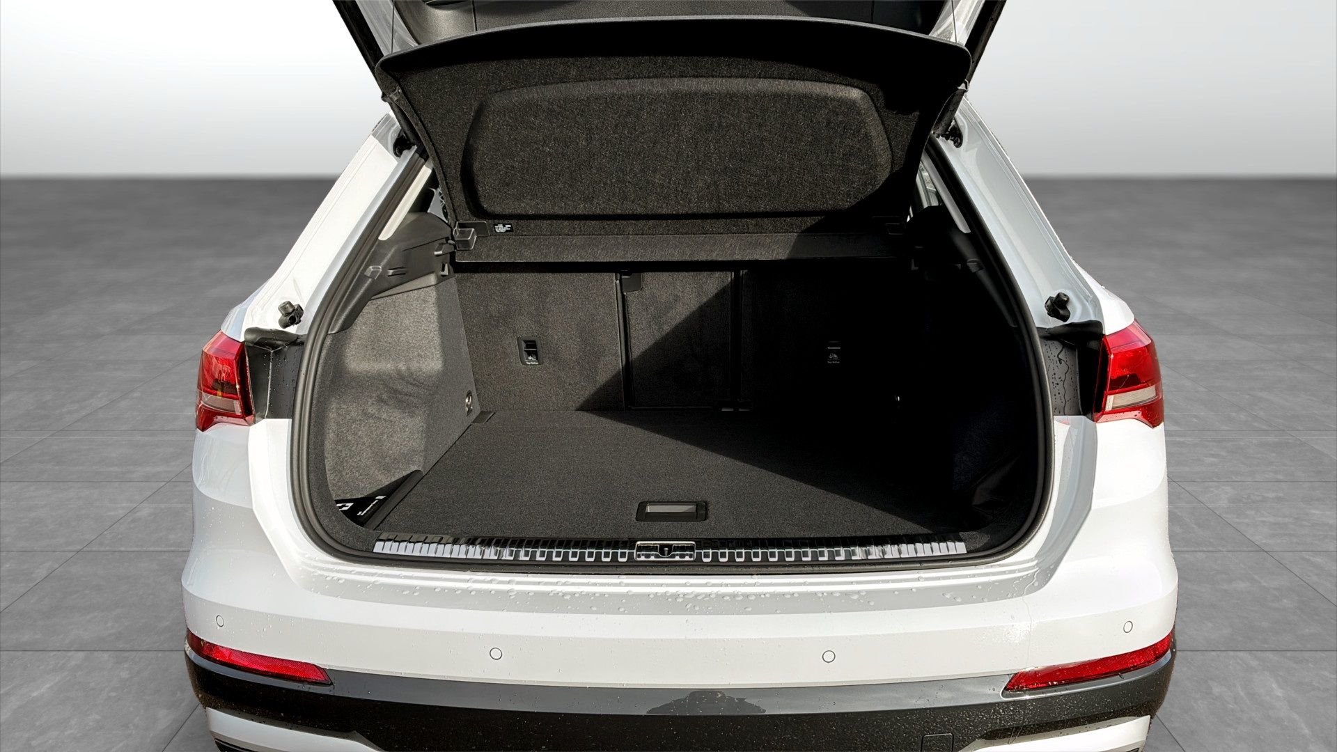 Audi Q3 35 TFSI S Tronic, 150hp, 2026