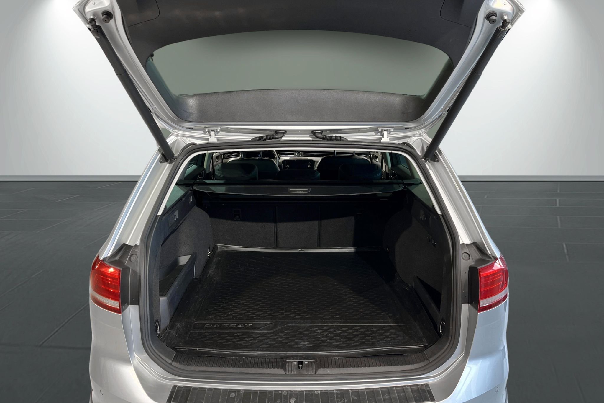 Volkswagen Passat Alltrack 2.0 TDI DPF SCR 4Motion DSG Sekventiell, 190hk, 2018