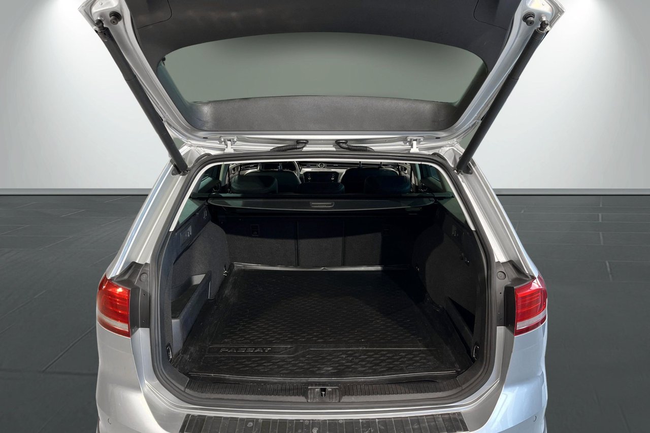 Volkswagen Passat Alltrack 2.0 TDI DPF SCR 4Motion DSG Sekventiell, 190hk, 2018