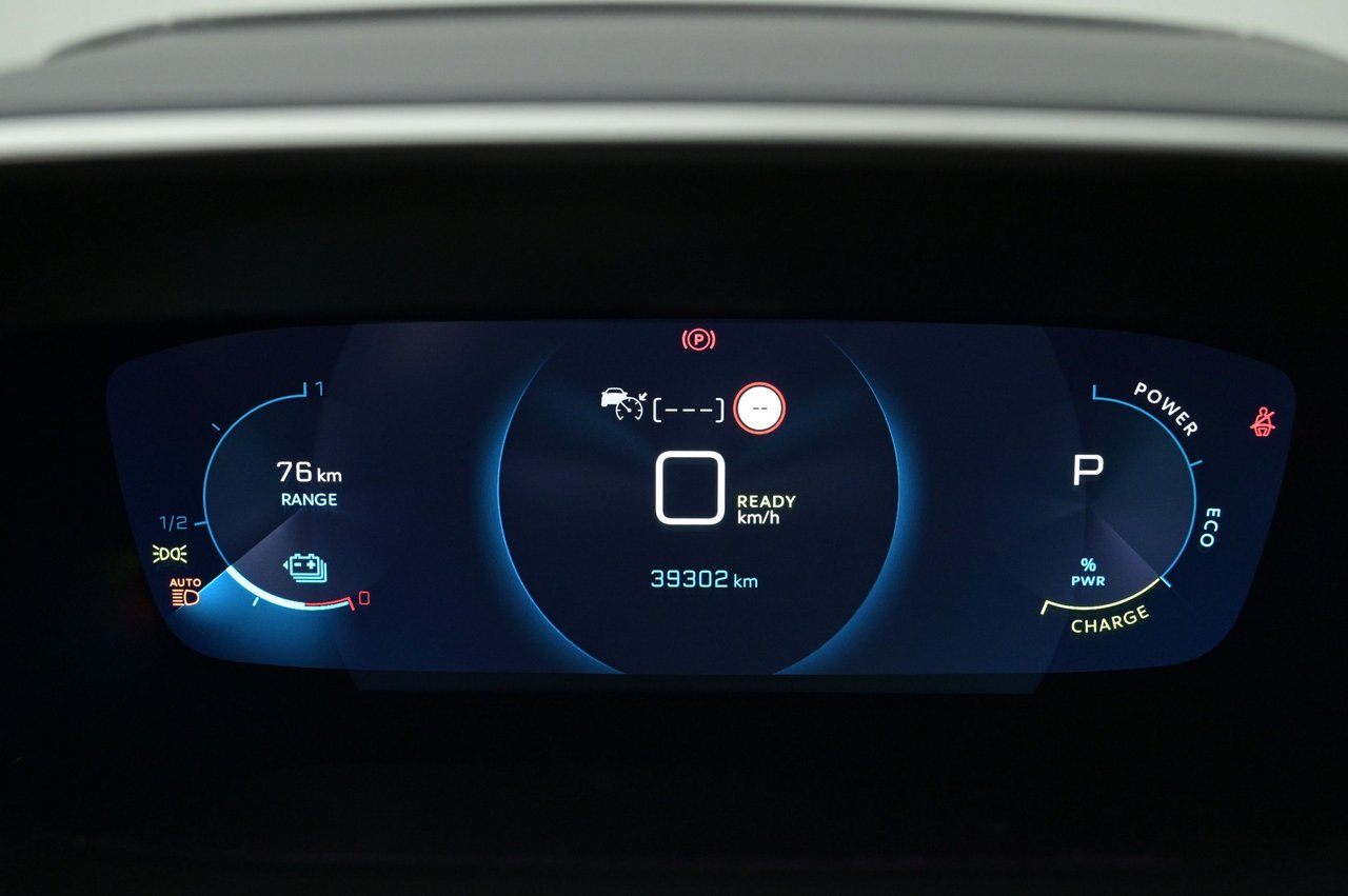 Peugeot e-2008, 136hk, 2021