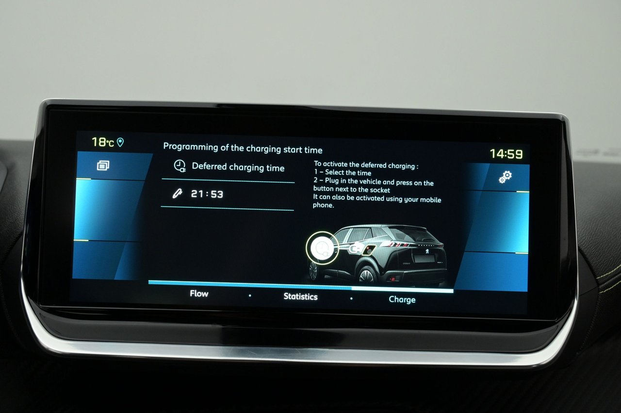 Peugeot e-2008, 136hk, 2021