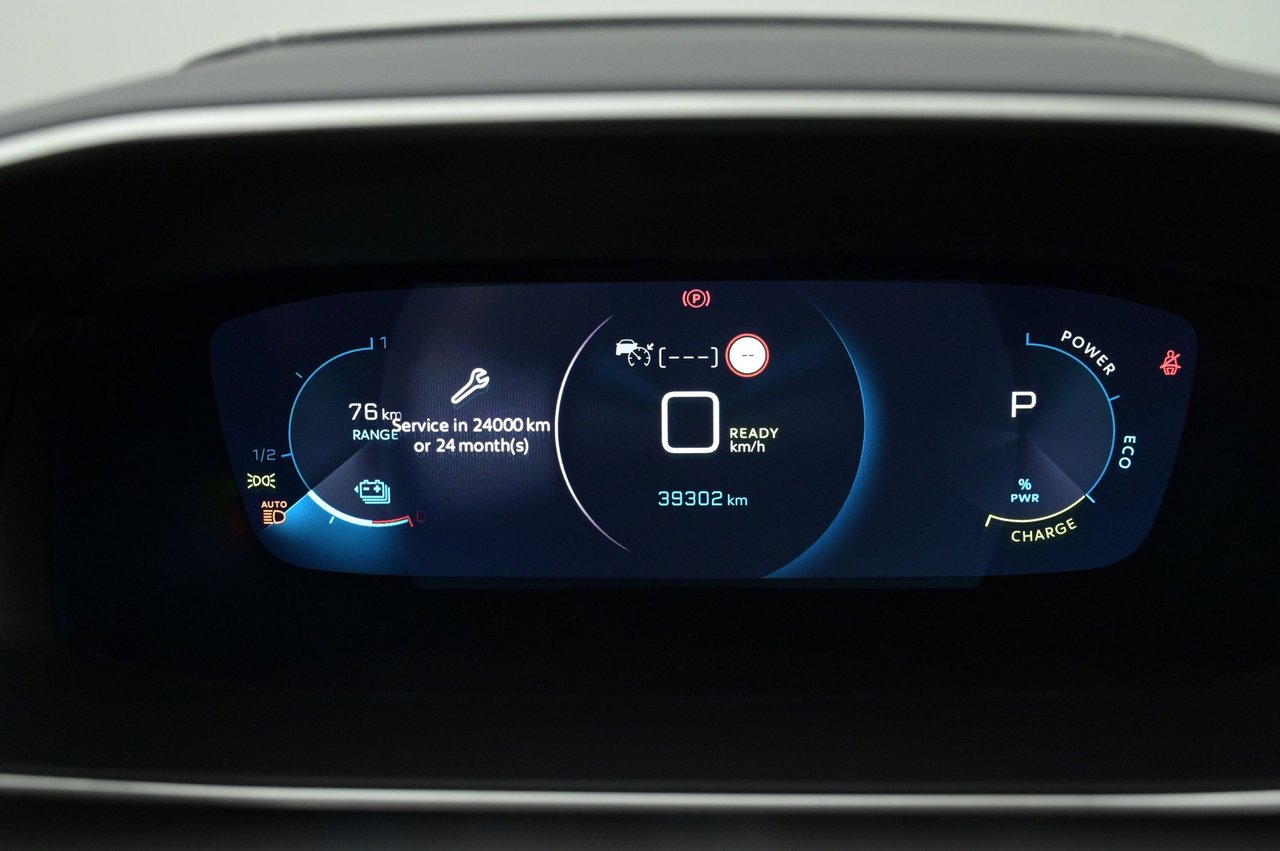 Peugeot e-2008, 136hk, 2021