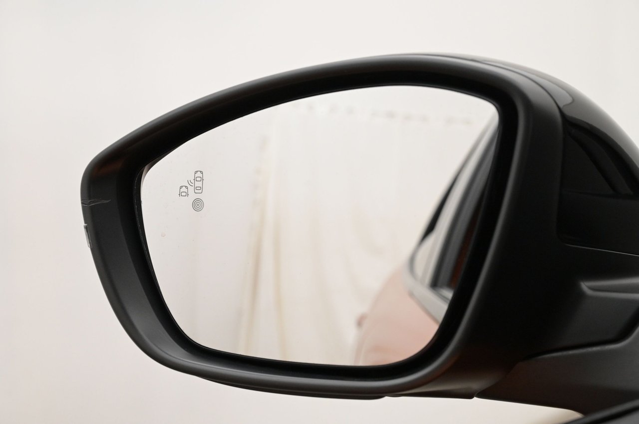 Peugeot e-2008, 136hk, 2021