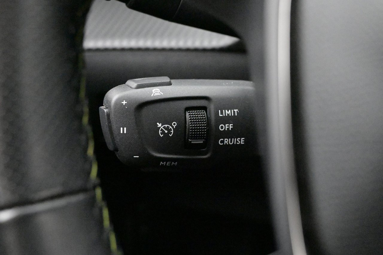 Peugeot e-2008, 136hk, 2021