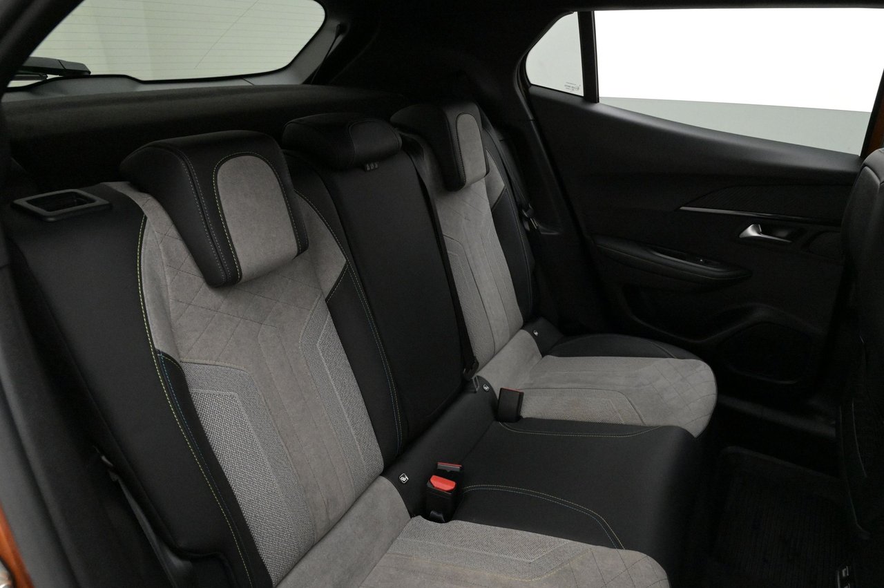 Peugeot e-2008, 136hk, 2021