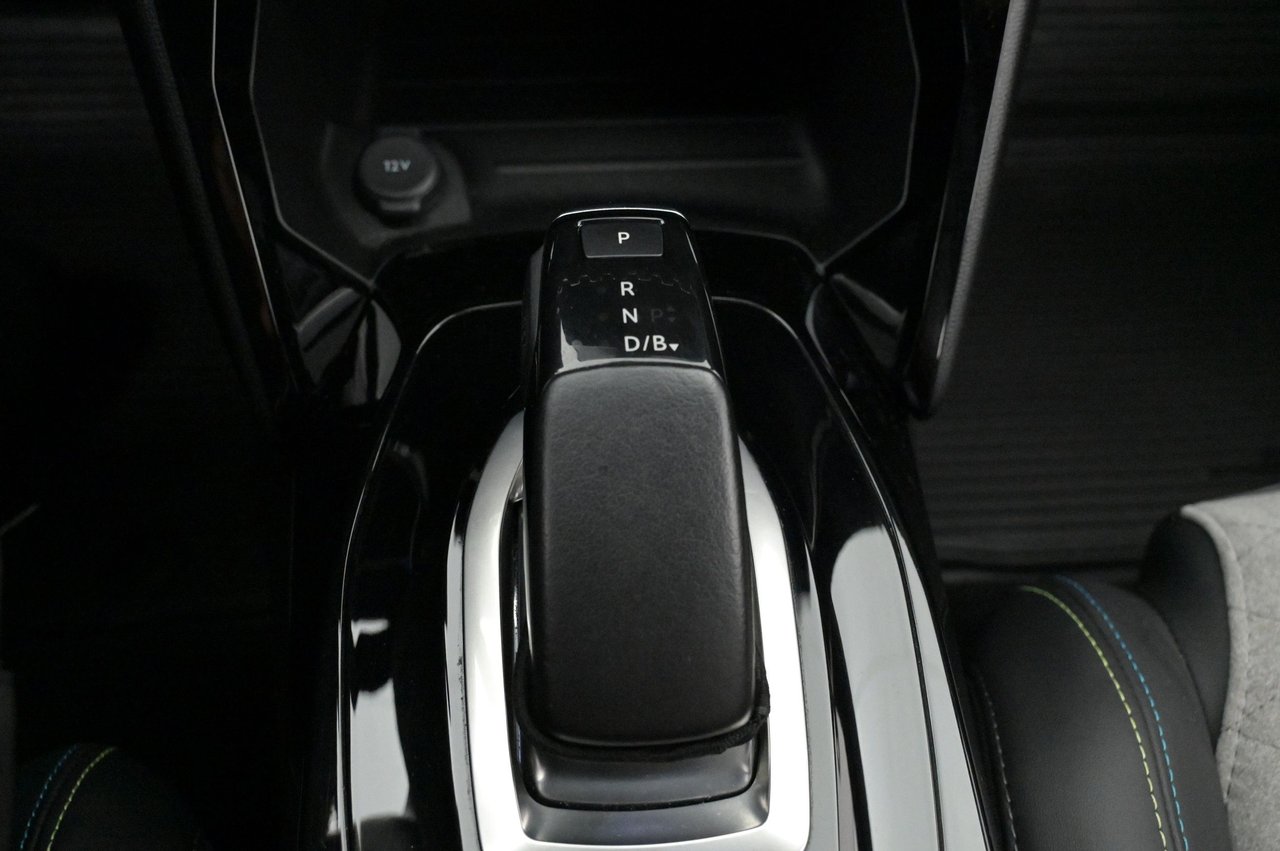 Peugeot e-2008, 136hk, 2021