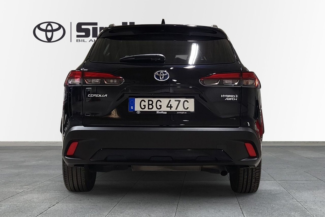 Toyota Corolla Cross Hybrid AWD-i e-CVT, 197hk, 2022