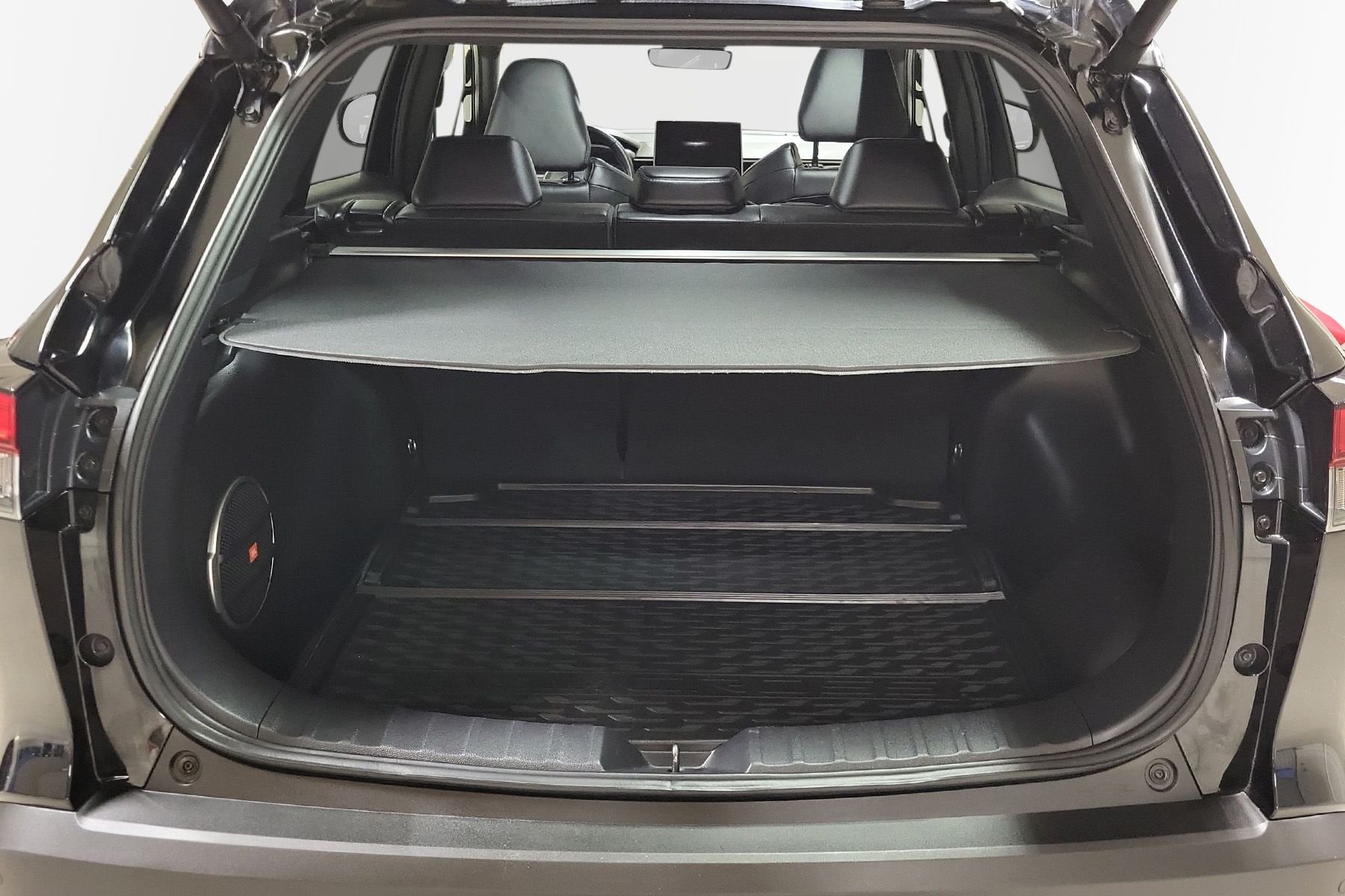 Toyota Corolla Cross Hybrid AWD-i e-CVT, 197hk, 2022