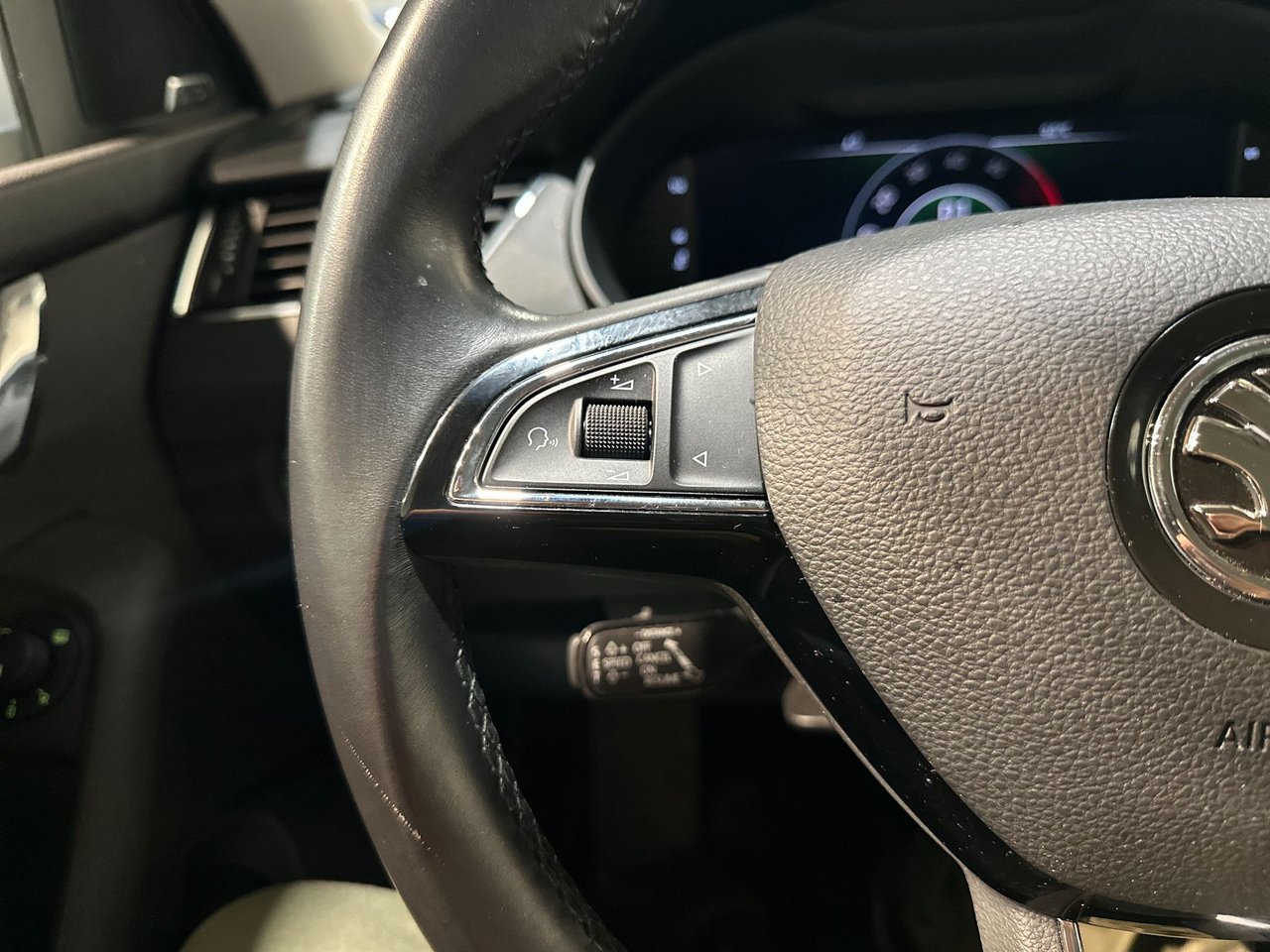 Škoda Octavia Scout 2.0 TDI SCR 4x4 DSG sekvensiell, 7-trinn, 184ps, 2020