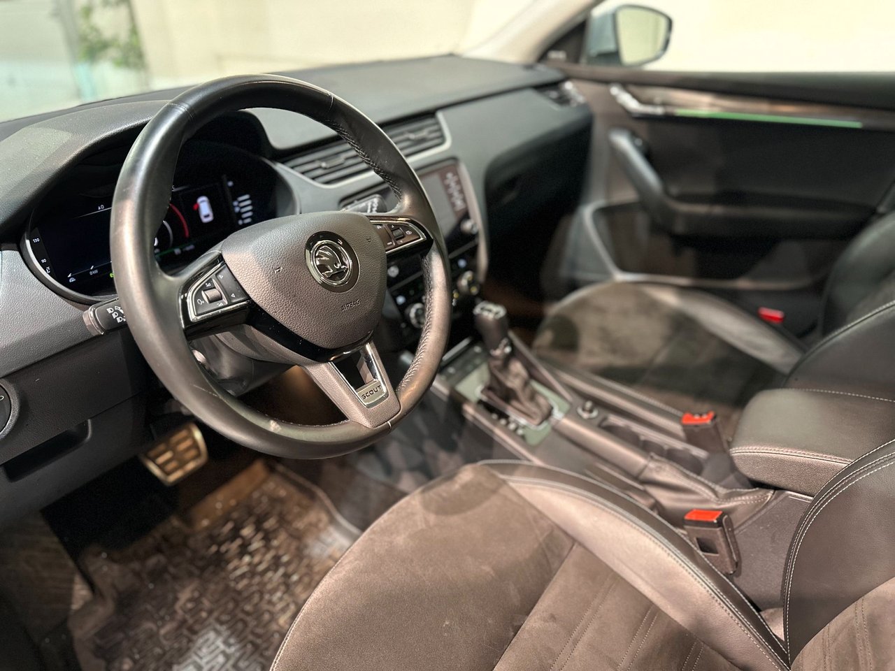 Škoda Octavia Scout 2.0 TDI SCR 4x4 DSG sekvensiell, 7-trinn, 184ps, 2020