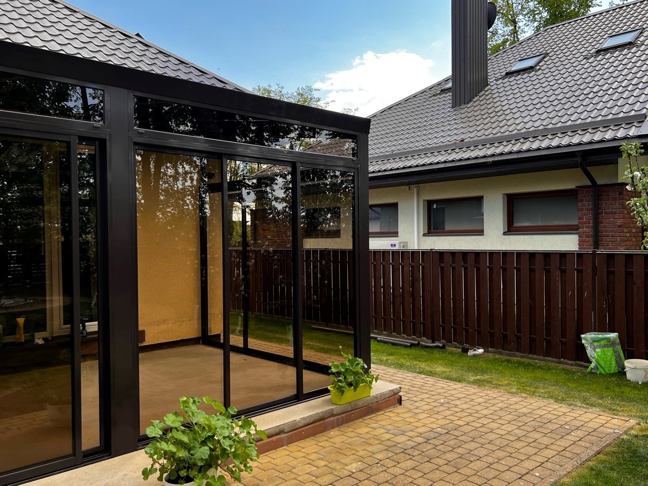 ALU skjutdörrar till vintertr...