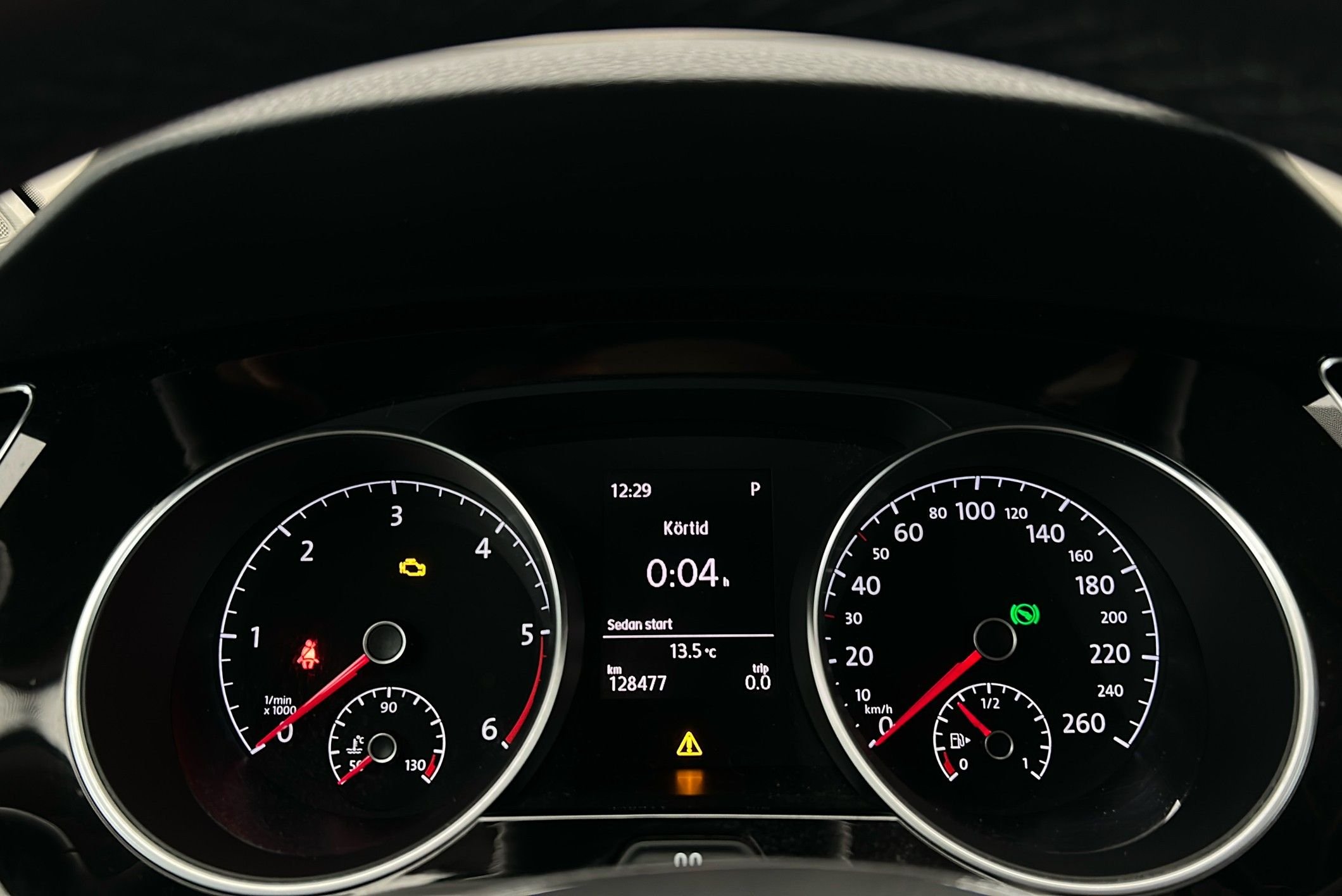 Volkswagen Touran 5-sätes 2.0 TDI DPF SCR DSG Sekventiell, 150hk, 2019