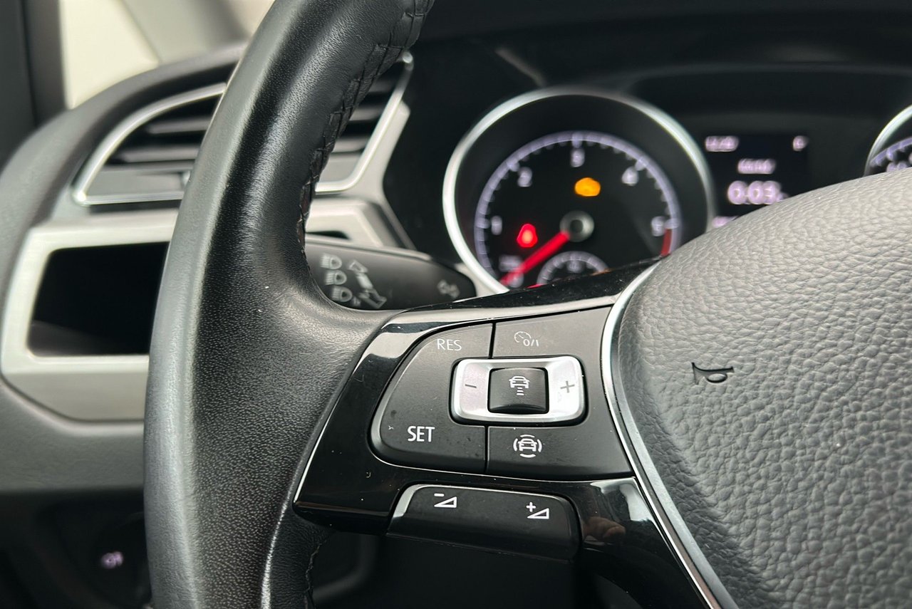 Volkswagen Touran 5-sätes 2.0 TDI DPF SCR DSG Sekventiell, 150hk, 2019