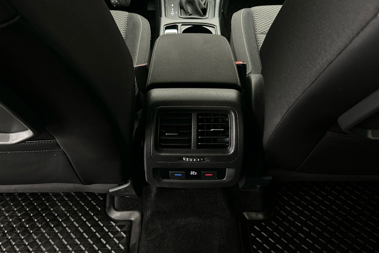 Volkswagen Touran 5-sätes 2.0 TDI DPF SCR DSG Sekventiell, 150hk, 2019