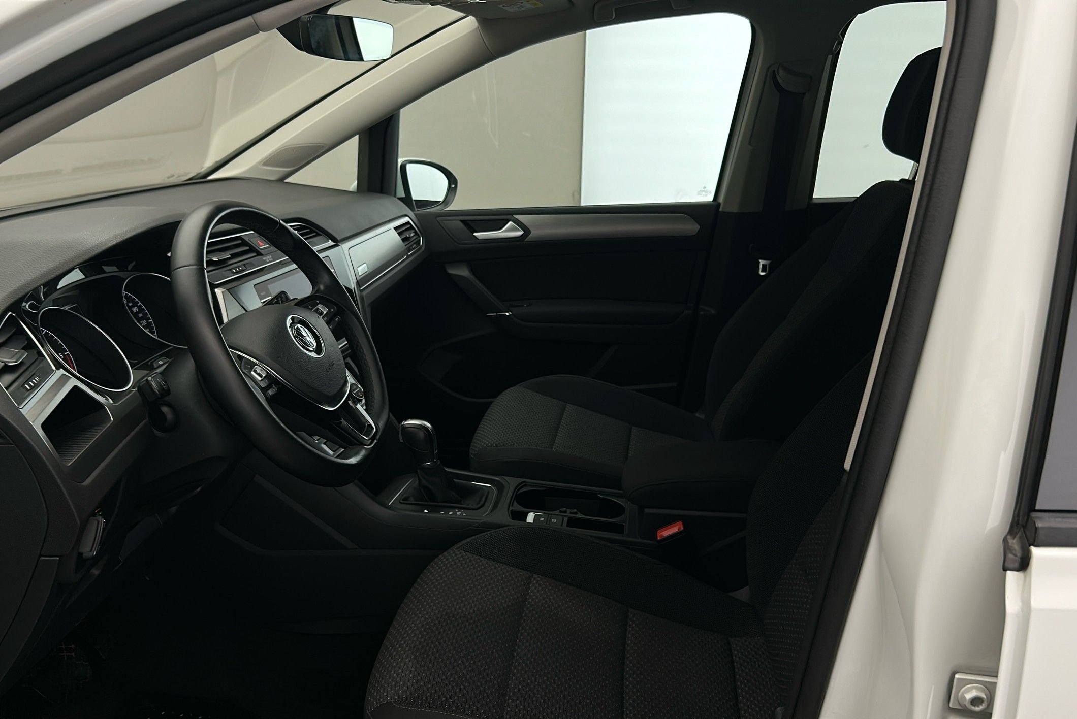 Volkswagen Touran 5-sätes 2.0 TDI DPF SCR DSG Sekventiell, 150hk, 2019