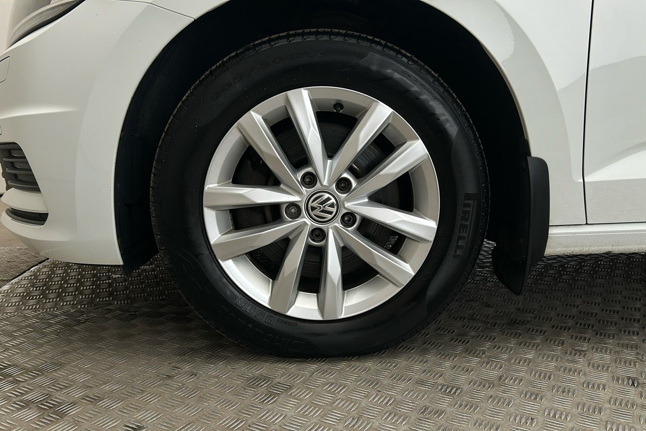 Volkswagen Touran 5-sätes 2.0 TDI DPF SCR DSG Sekventiell, 150hk, 2019