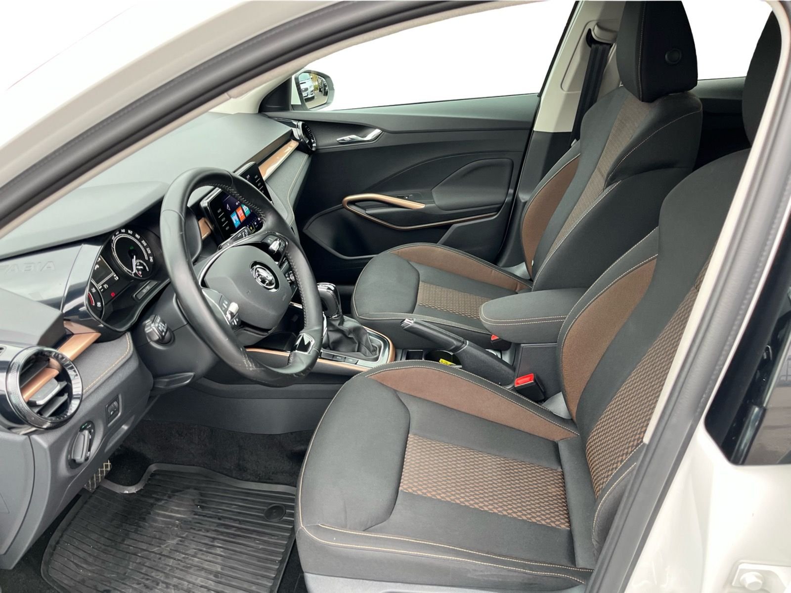 Škoda Fabia 1.0 TSI DSG sekvensiell, 7-trinn, 110ps, 2022