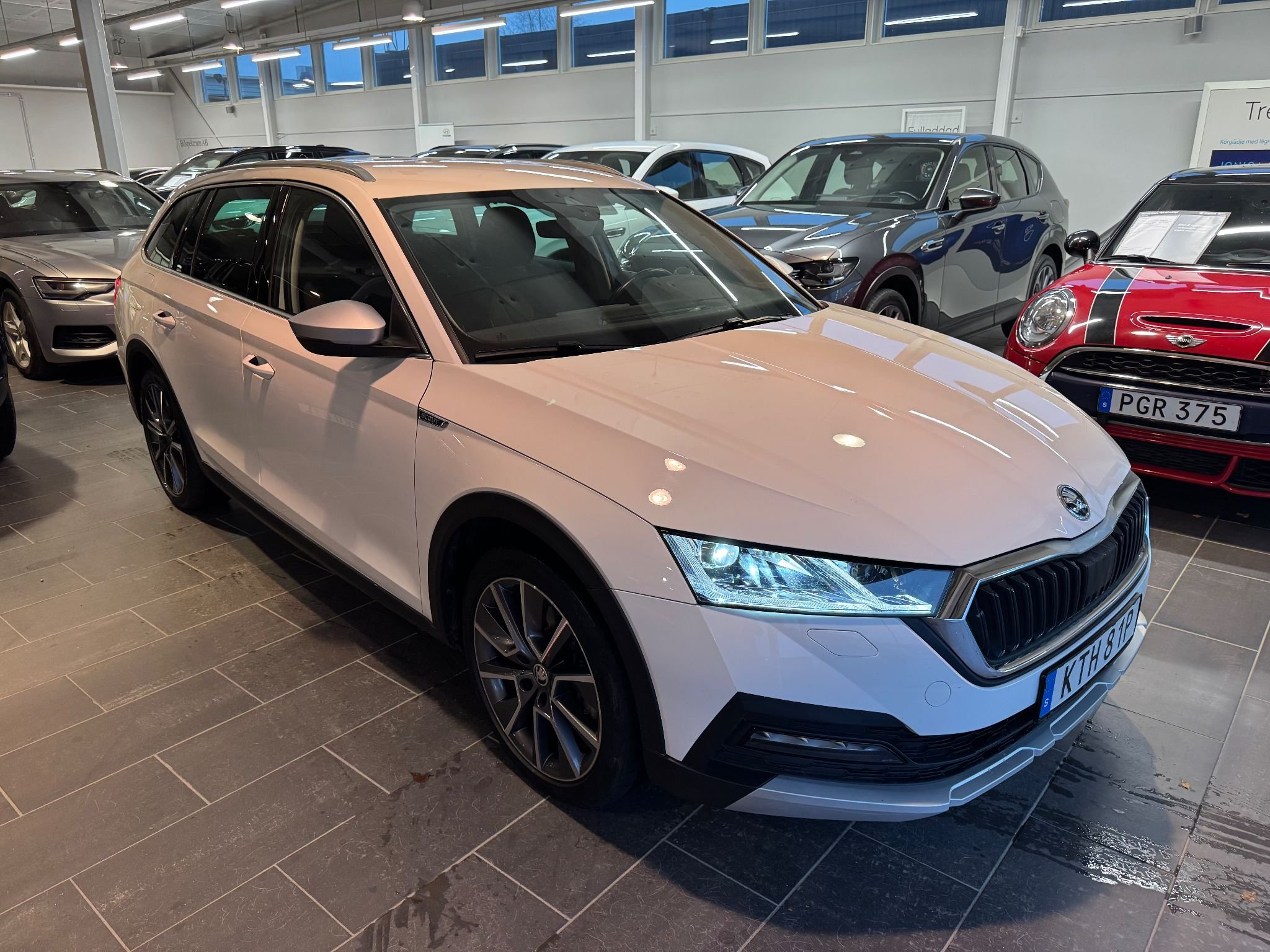 Škoda Octavia Scout 2.0 TDI 4x4 DSG Sekventiell, 200hk, 2023