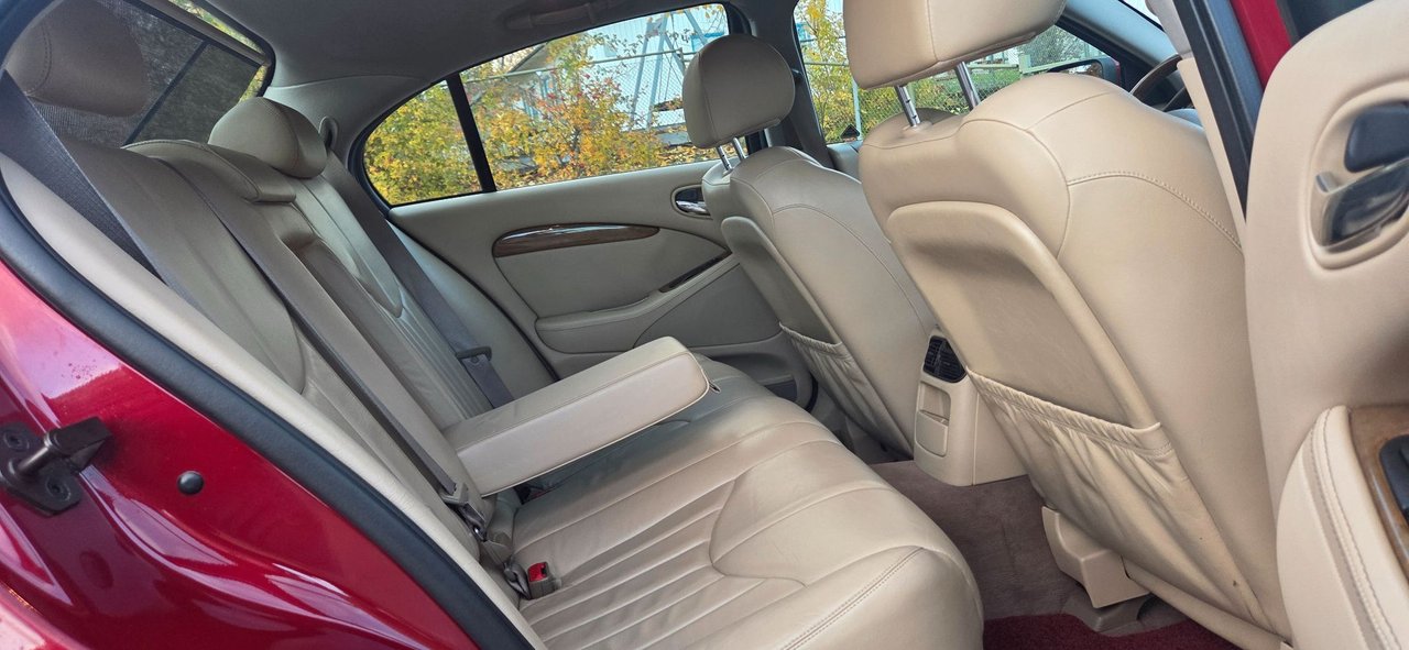 Jaguar S-Type 4.0 V8 Automatic, 276hp, 2000