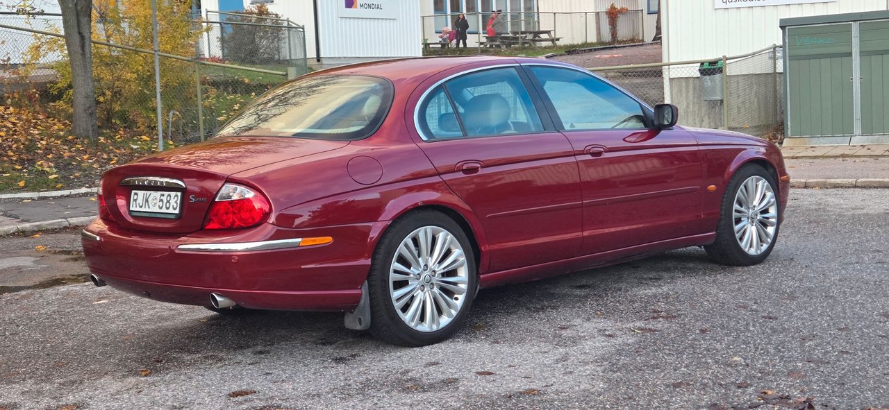 Jaguar S-Type 4.0 V8 Automatic, 276hp, 2000