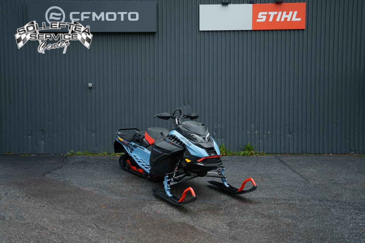 SKI-DOO EXPEDITION XTREME 900...