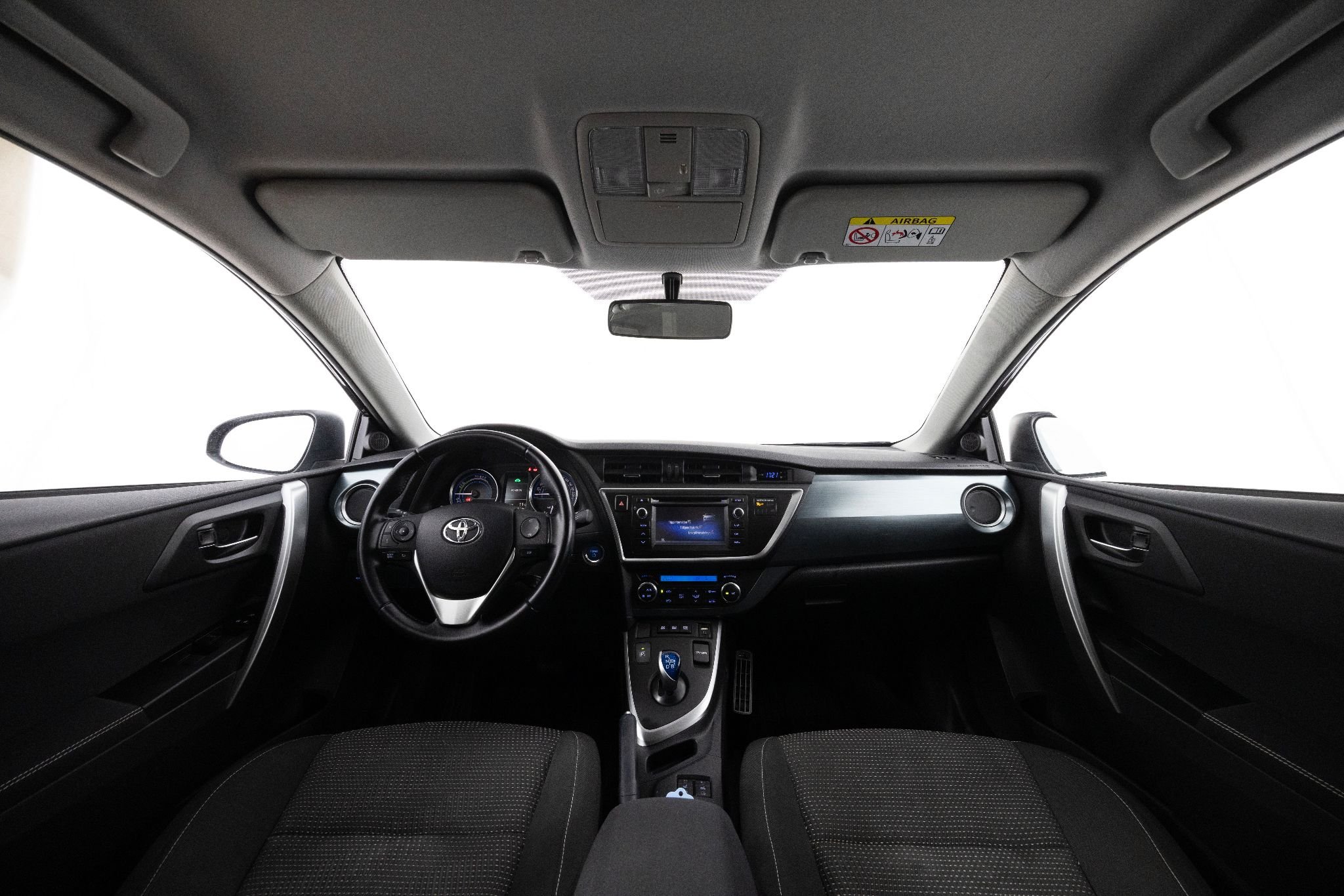 Toyota Auris Touring Sports Hybrid e-CVT, 136hk, 2014