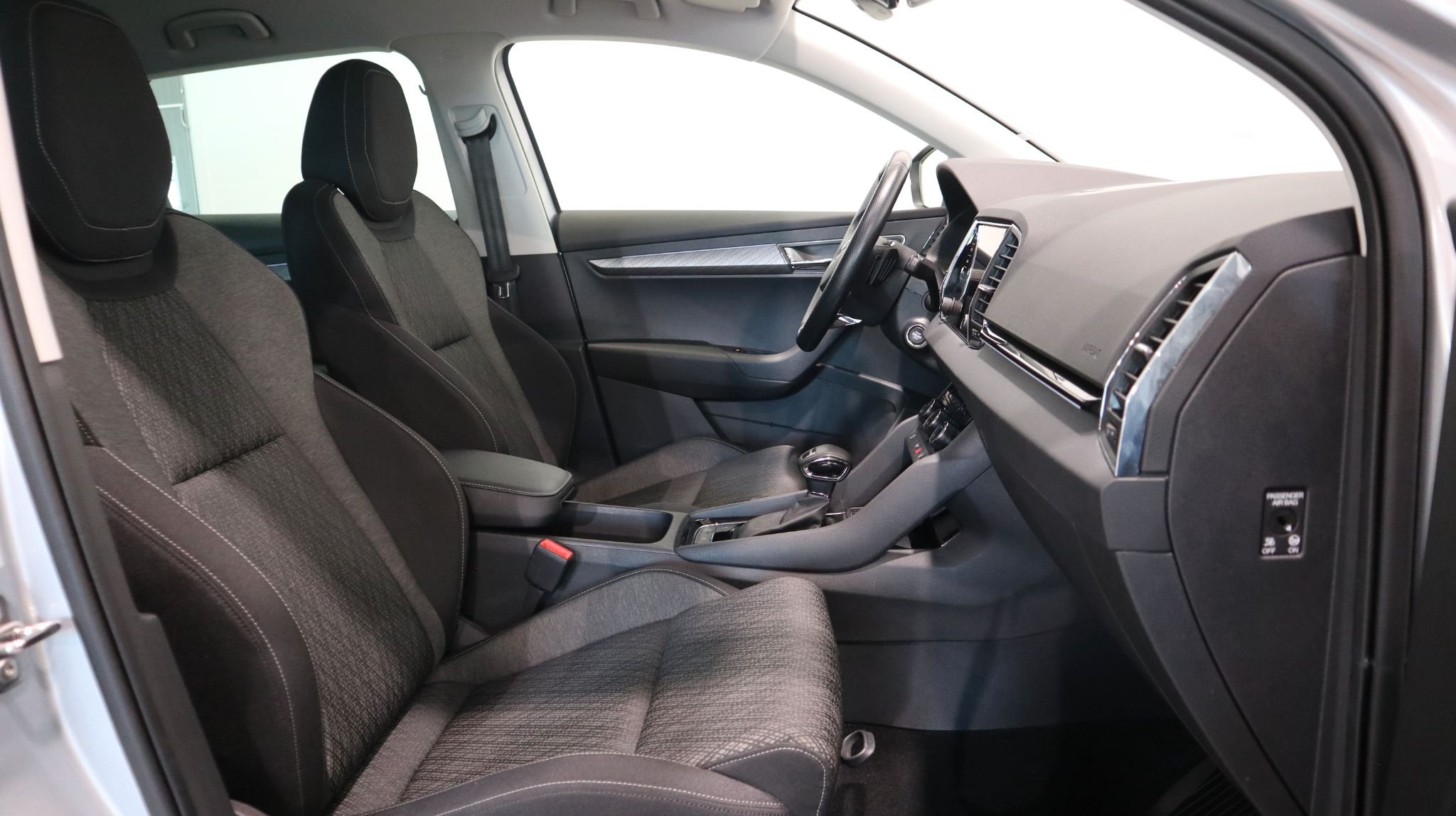 Škoda Karoq 1.5 TSI DSG Sekventiell, 150hk, 2023