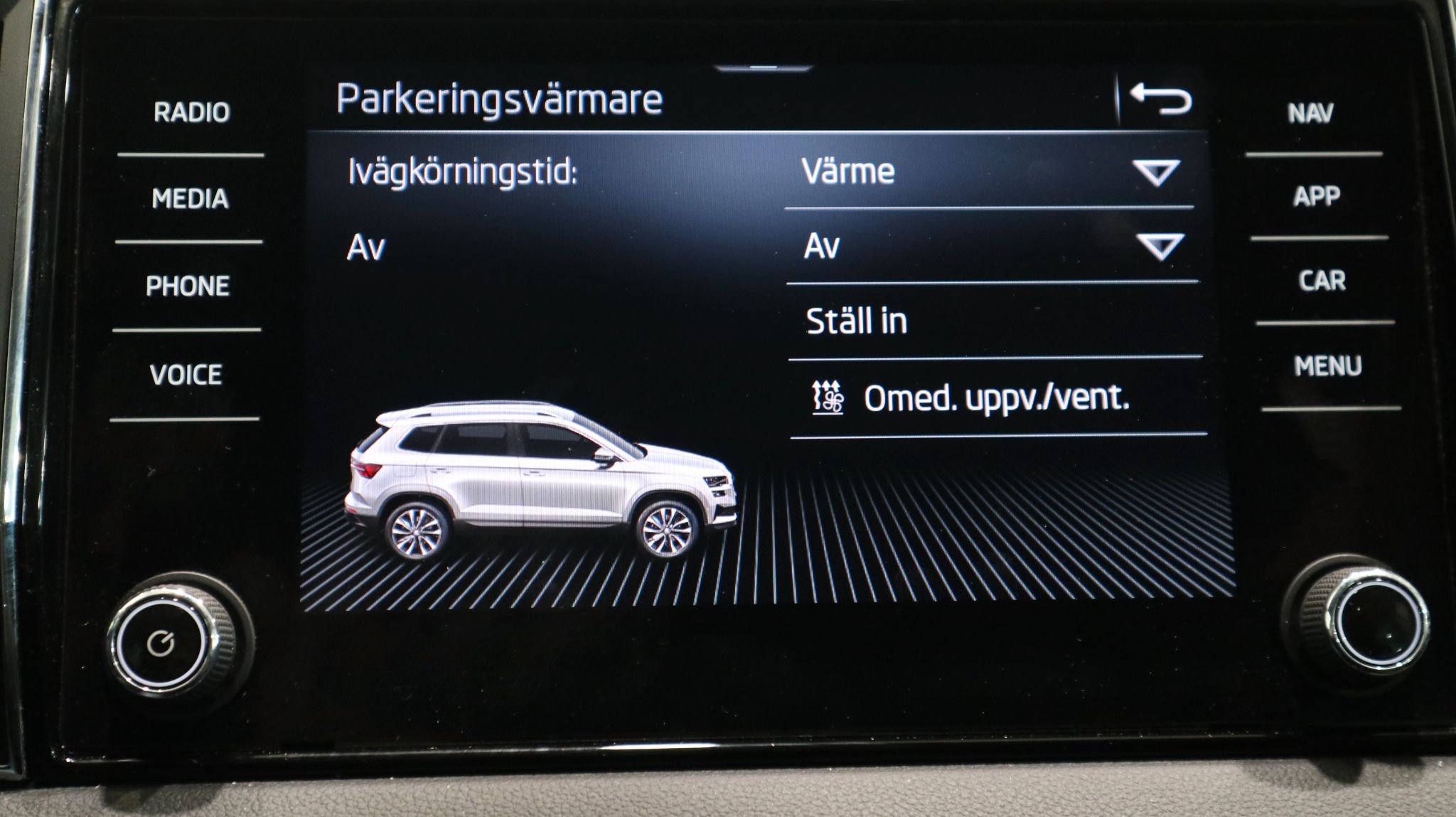 Škoda Karoq 1.5 TSI DSG Sekventiell, 150hk, 2023