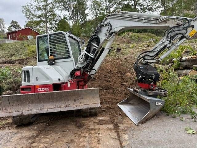 Takeuchi TB 257 FR -2023 på 7...