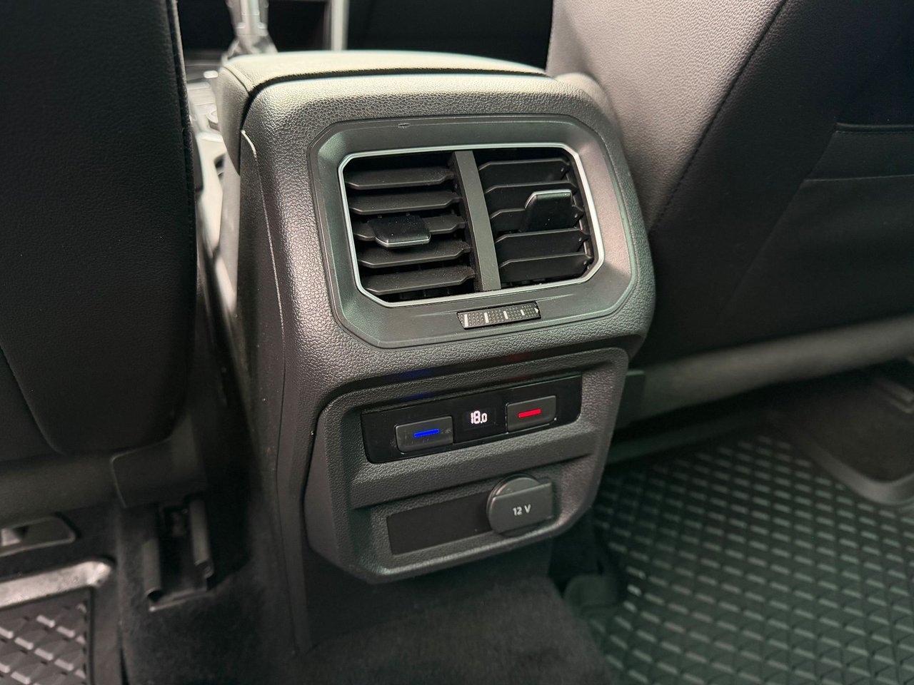 Volkswagen Tiguan 2.0 TDI DPF SCR BMT 4Motion DSG Sekventiell, 190hk, 2017