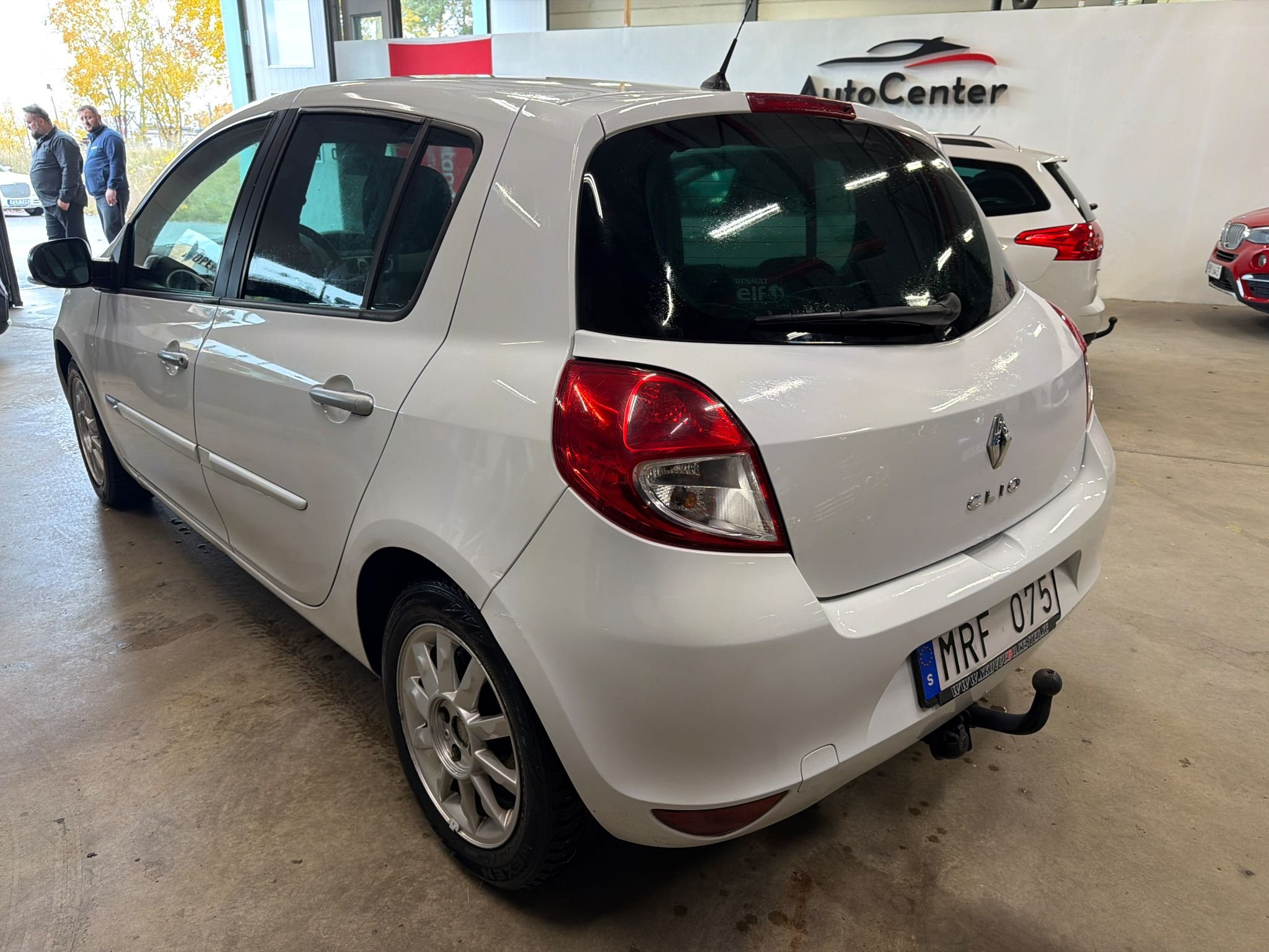 Renault Clio 5-door Hatchback 1.2 Manual, 75hp, 2011