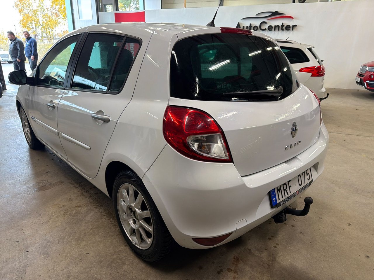 Renault Clio 5-door Hatchback 1.2 Manual, 75hp, 2011