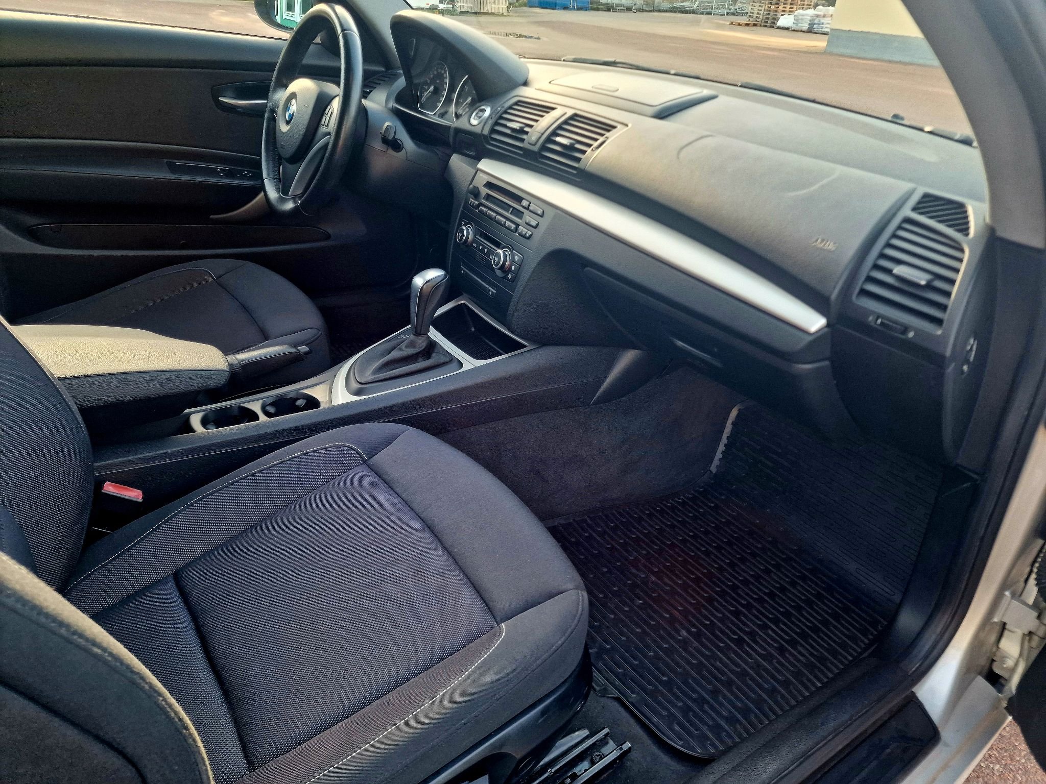 BMW 120i 3-dørs Steptronic, 6-trinn, 170hk, 2009