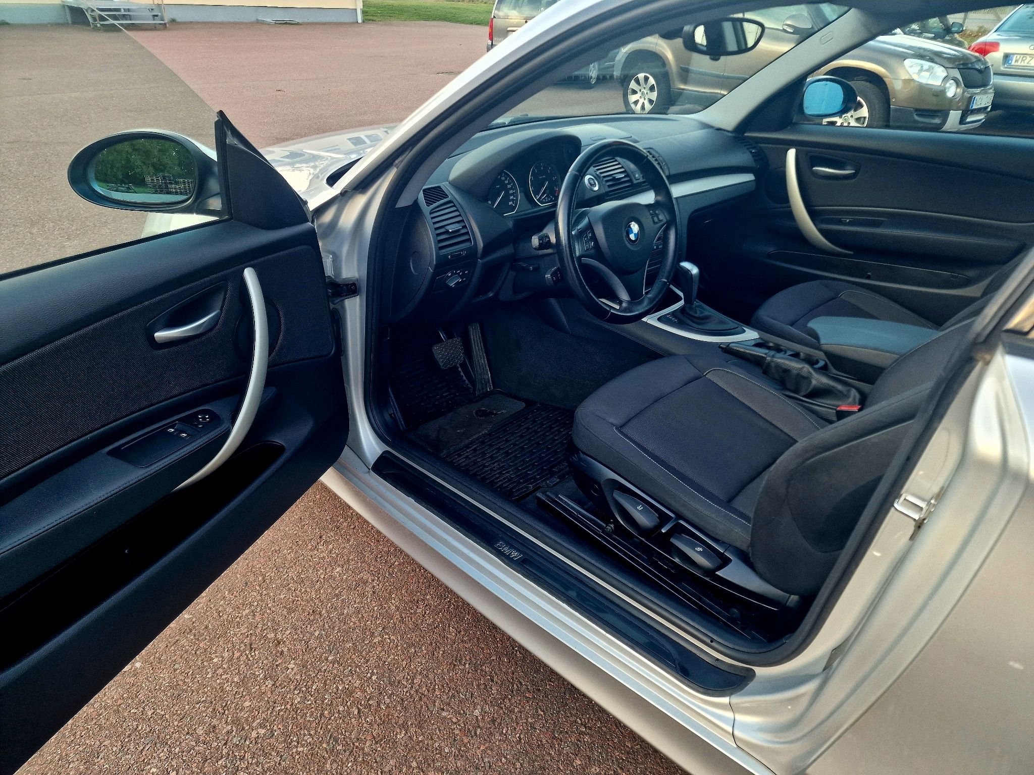 BMW 120i 3-dørs Steptronic, 6-trinn, 170hk, 2009