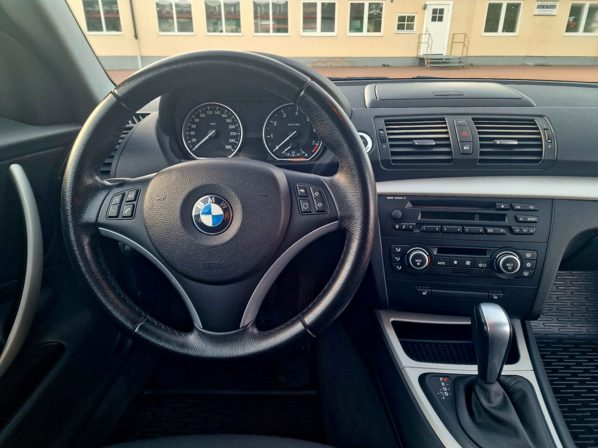 BMW 120i 3-dørs Steptronic, 6-trinn, 170hk, 2009