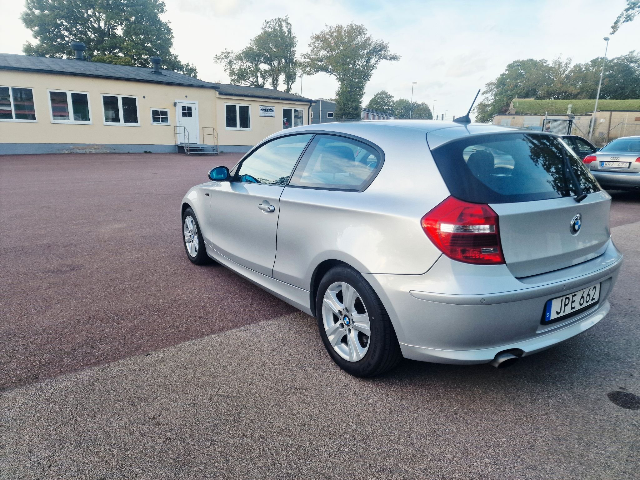 BMW 120i 3-dørs Steptronic, 6-trinn, 170hk, 2009