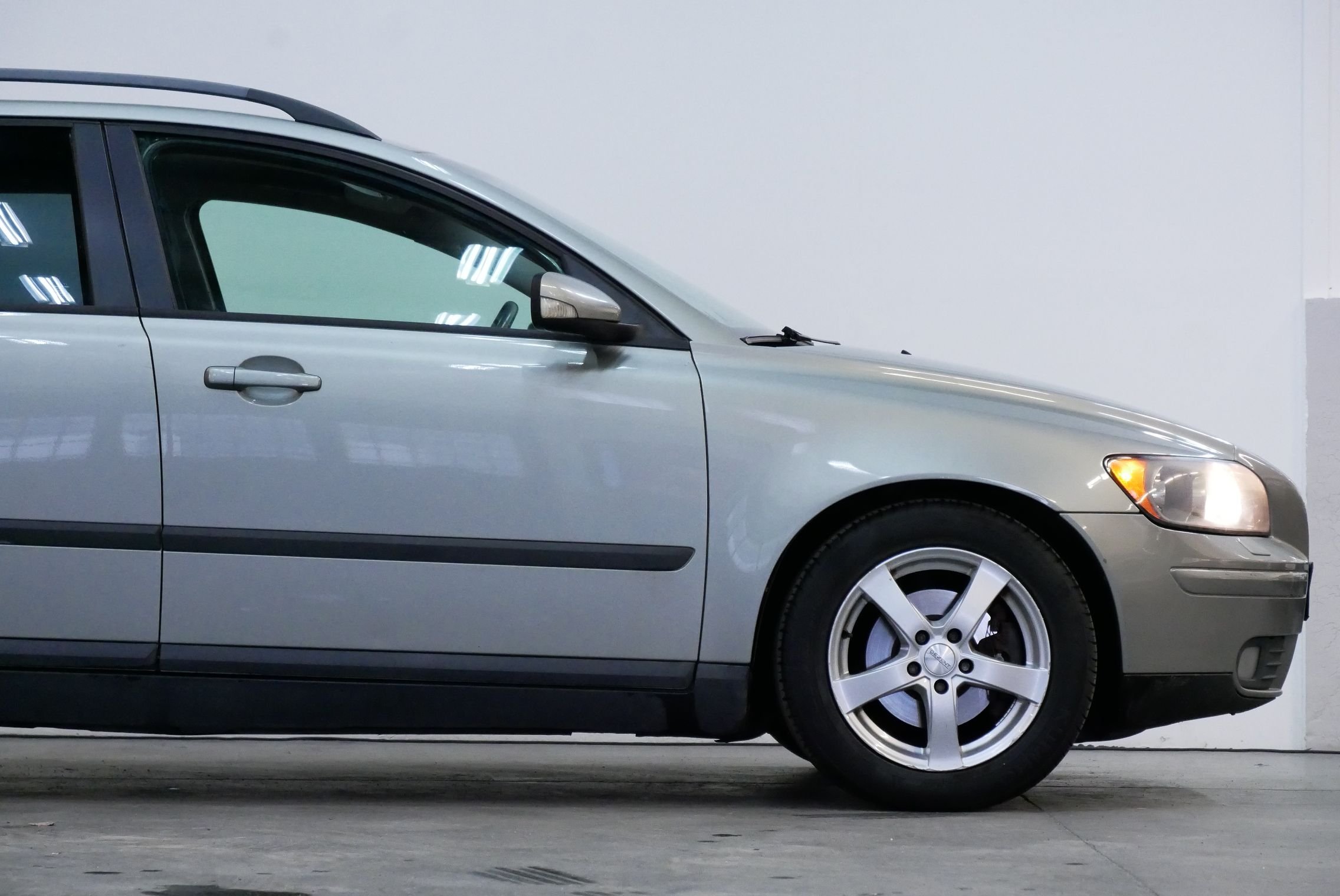 Volvo V50 2.4 Automatisk, 5-trinn, 140ps, 2006