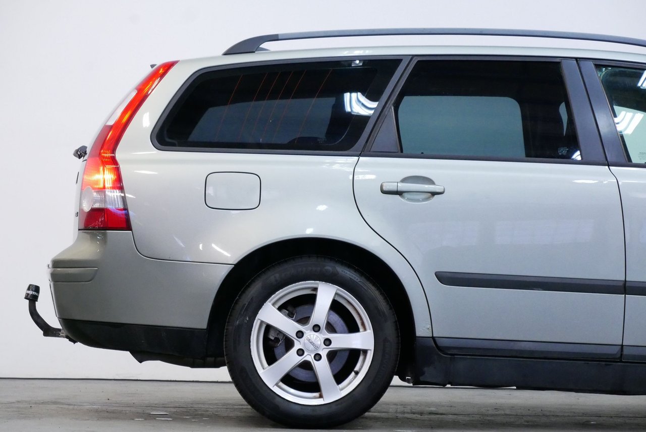 Volvo V50 2.4 Automatisk, 5-trinn, 140ps, 2006