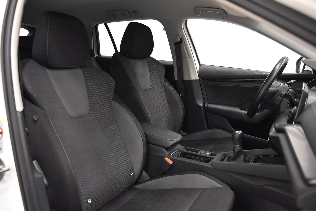 Škoda Octavia Combi 1.0 TSI Manual, 110hp, 2022