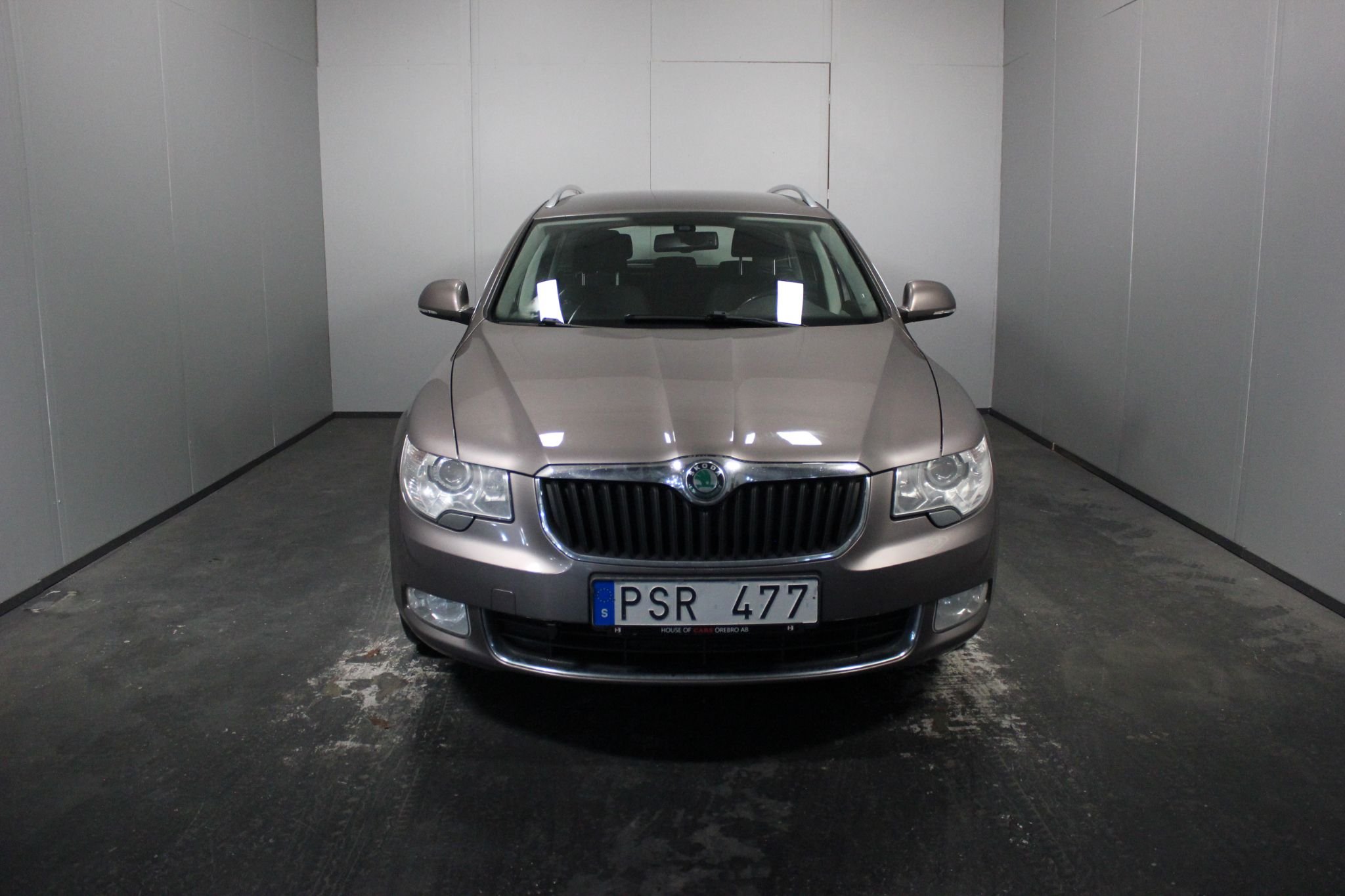 Škoda Superb Stasjonsvogn 2.0 TDI 4x4 DSG sekvensiell, 6-trinn, 140hk, 2013