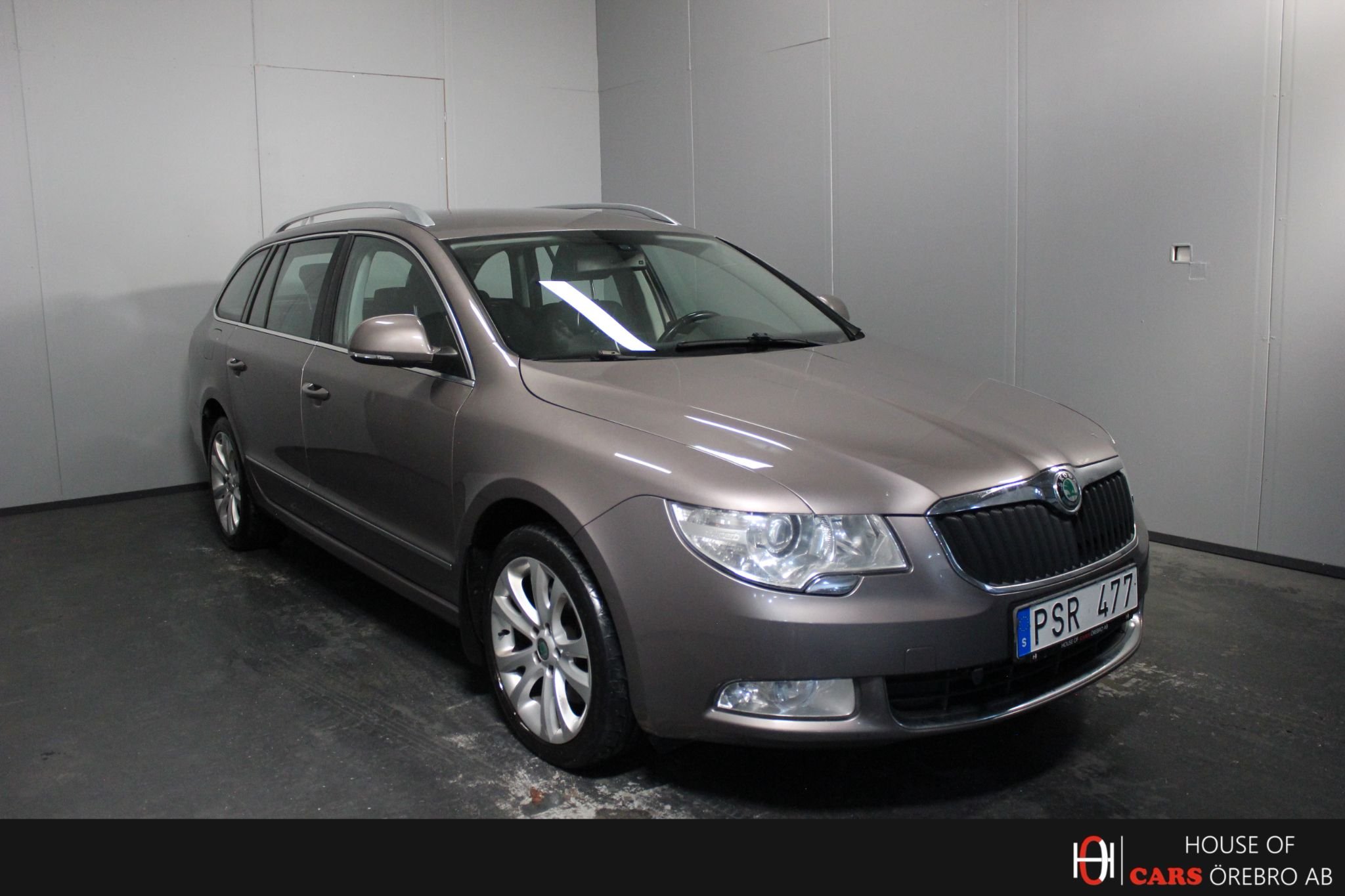 Škoda Superb Stasjonsvogn 2.0 TDI 4x4 DSG sekvensiell, 6-trinn, 140hk, 2013