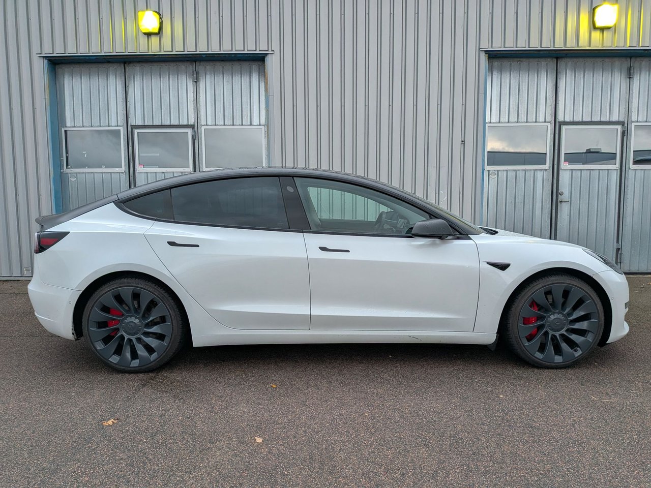 Tesla Model 3 Performance, 513hk, 2021