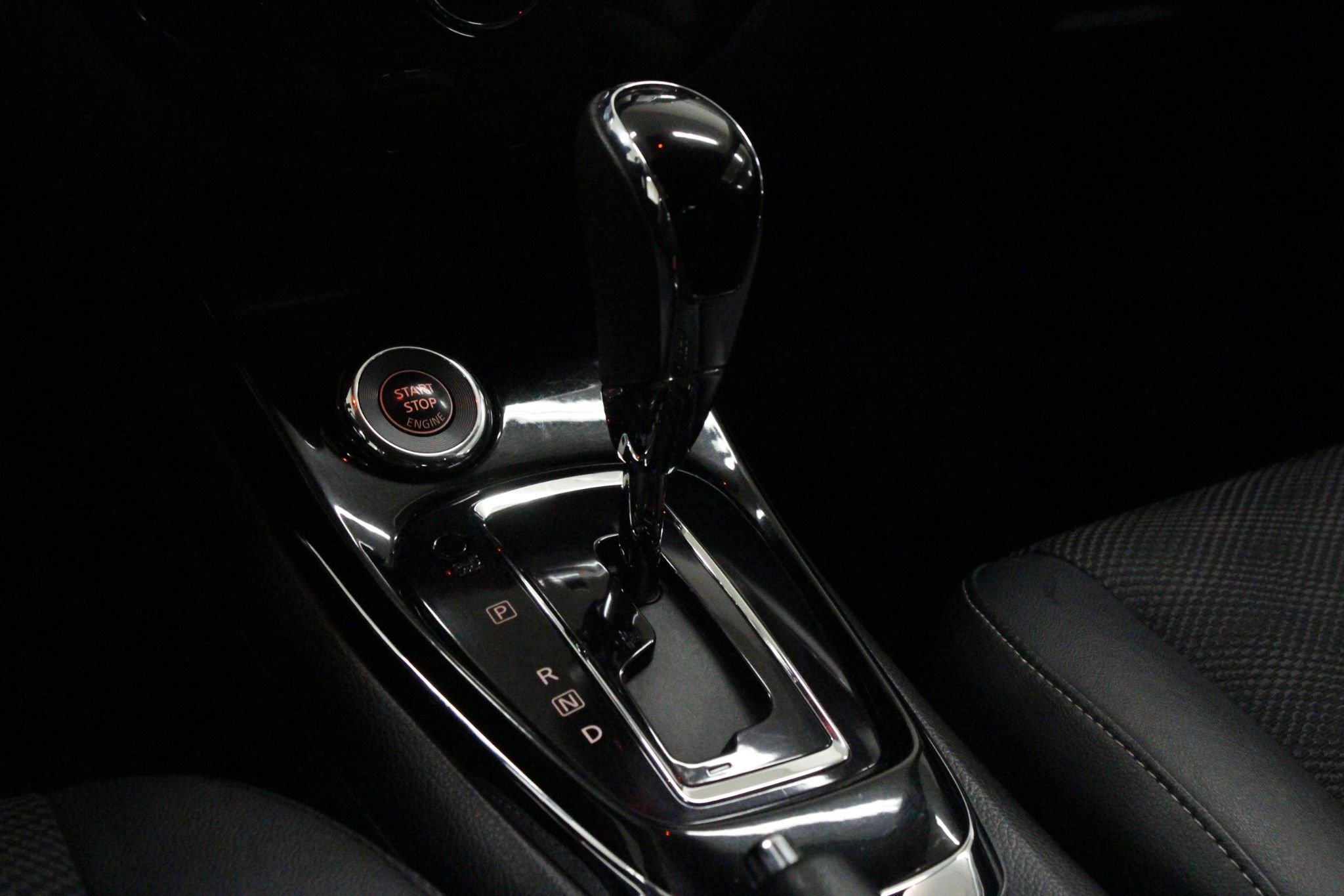 Nissan Pulsar 1.2 DIG-T XTRONIC-CVT, 115hk, 2016