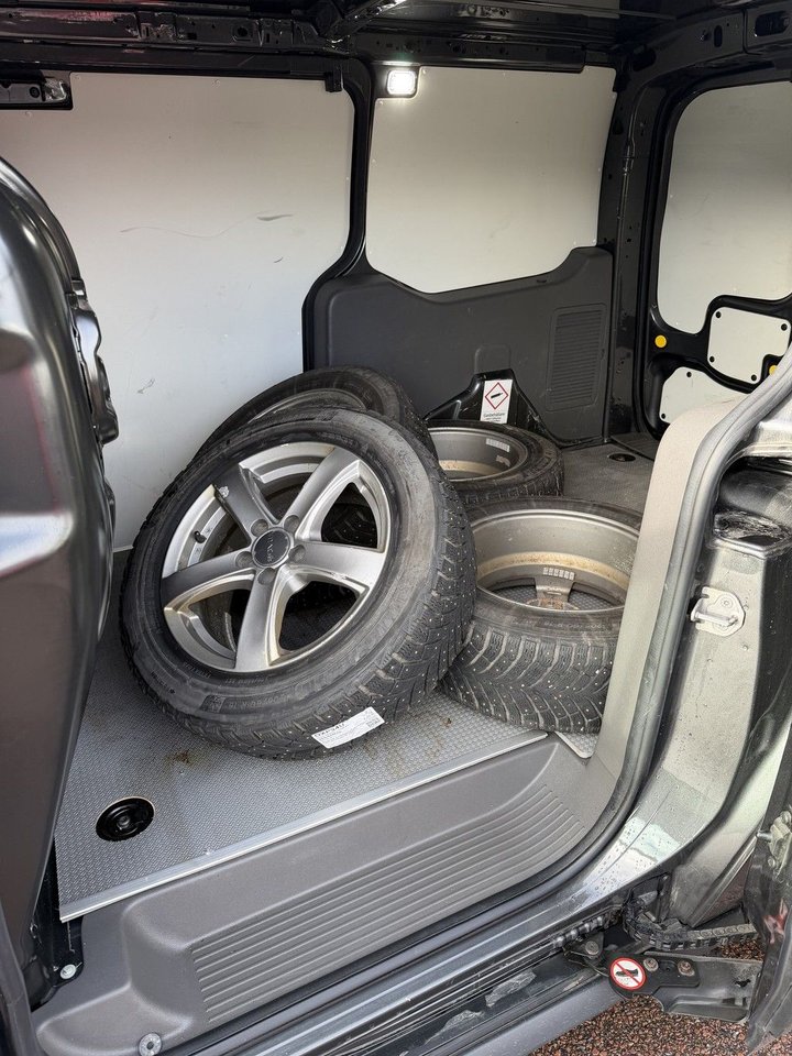 Ford Transit Connect 210 LWB 1.5 EcoBlue SelectShift, 120hk, 2021